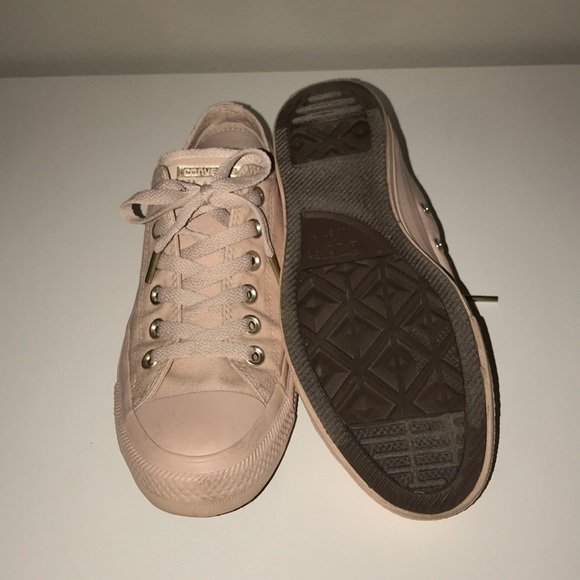 Converse - Picture 3 of 3